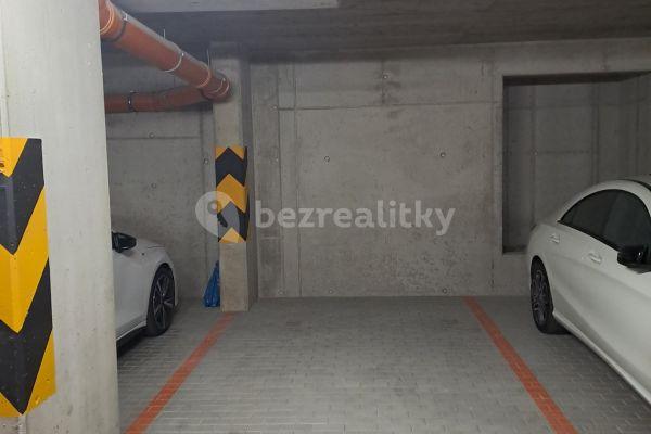 Pronájem garáže 12 m², Thomasova, Hlavní město Praha