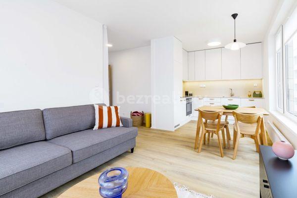 Pronájem bytu 2+kk 47 m², U Pergamenky, 