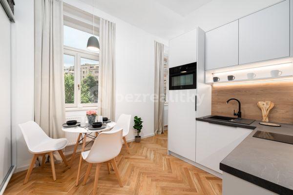 Prodej bytu 1+kk 30 m², Na Výšinách, Praha