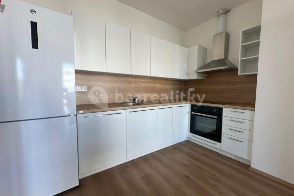 Pronájem bytu 2+kk 40 m², Zengrova, Kolín