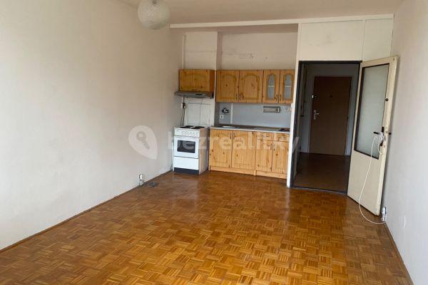 Prodej bytu 1+kk 28 m², Žerotínova, Děčín