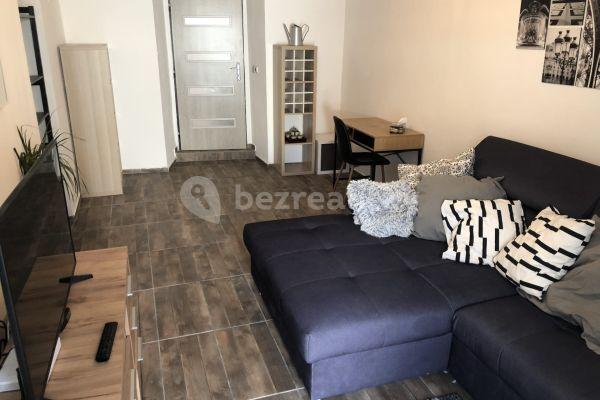 Prodej bytu 3+kk 69 m², Kynského, Slaný