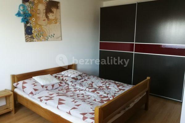 Pronájem bytu 3+kk 66 m², Benešovská, Ládví