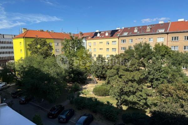 Prodej bytu 1+1 40 m², Humpolecká, Hlavní město Praha