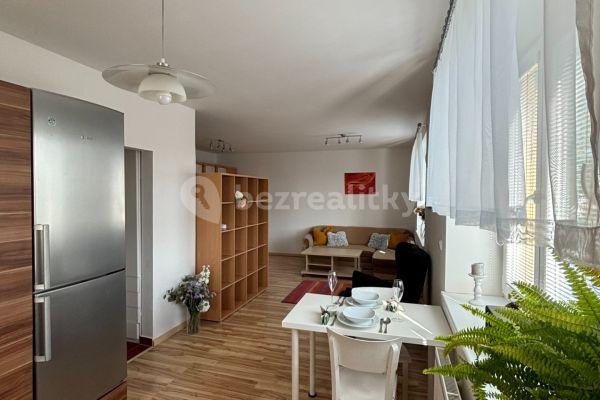 Prodej bytu 1+kk 48 m², Partyzánská, Olomouc