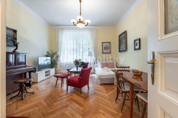 Pronájem bytu 2+1 58 m², Lužická, Praha