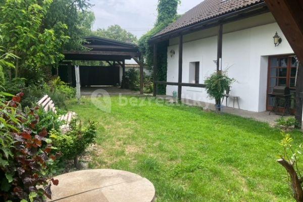 Prodej domu 226 m², pozemek 485 m², Doubek