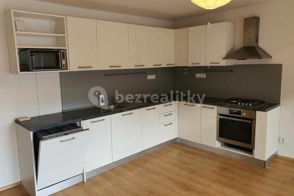 Prodej bytu 3+1 85 m², Smetanovo náměstí, Adamov