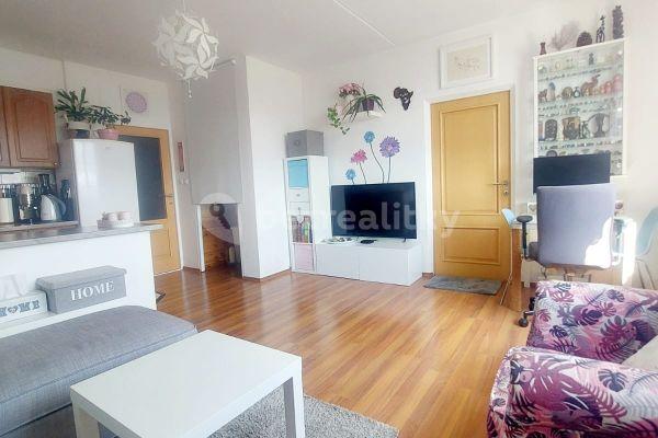 Prodej bytu 2+kk 43 m², Krhanická, Praha