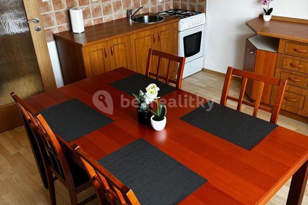 Pronájem bytu 2+kk 48 m², Rubešova, Benešov