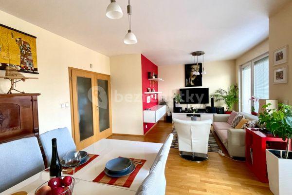 Pronájem bytu 4+1 164 m², Sazovická, Praha