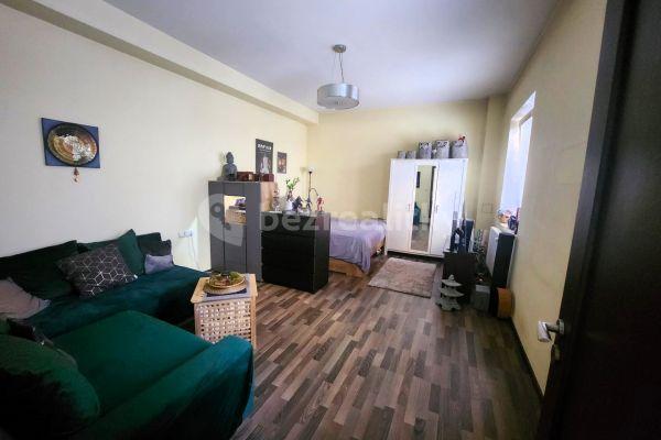 Pronájem bytu 2+kk 37 m², Kamenická, Hlavní město Praha