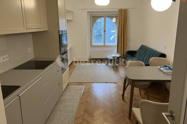 Pronájem bytu 2+kk 42 m², Pobřežní, Praha