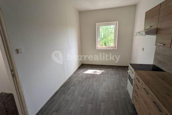 Prodej bytu 1+1 62 m², Zádušní, Kladno