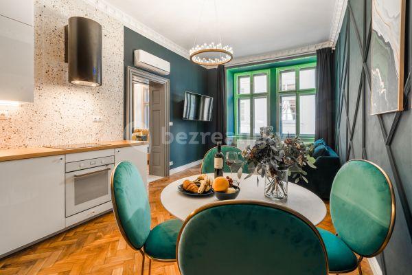 Pronájem bytu 2+kk 72 m², Náprstkova, Praha, Praha