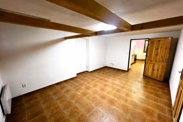 Prodej bytu 1+1 33 m², Plzeňská, Hlavní město Praha