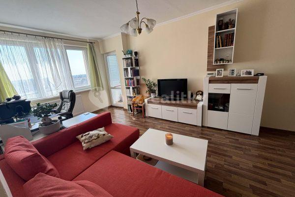 Prodej bytu 3+1 78 m², Karpatské námestie, Rača