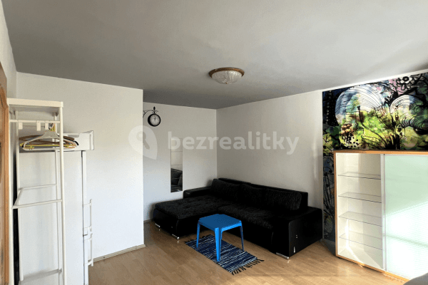 Pronájem bytu 1+kk 36 m², Branická, Hlavní město Praha