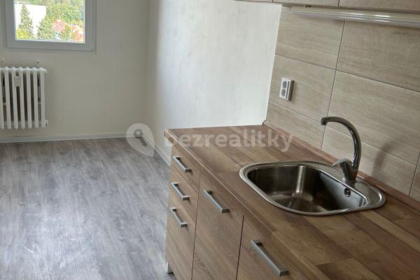 Pronájem bytu 3+1 63 m², Hviezdoslavova, Praha