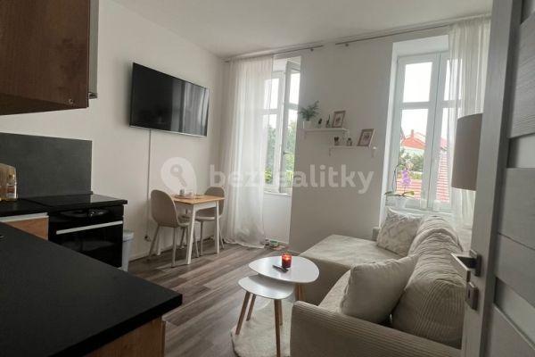 Prodej bytu 2+kk 37 m², Lochovice