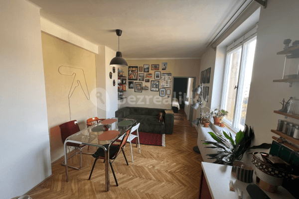 Pronájem bytu 3+kk 62 m², Lounských, Praha, Praha