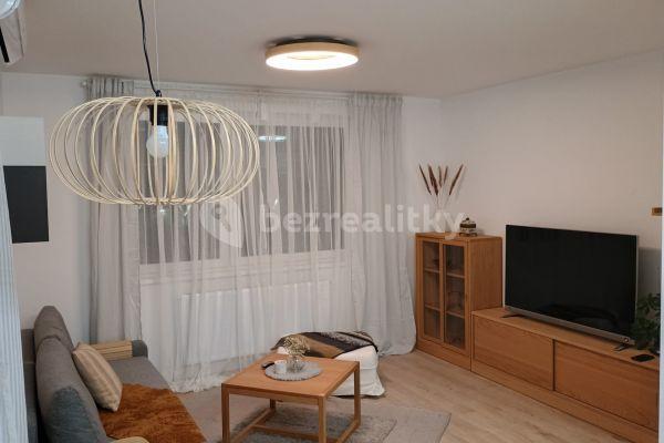 Pronájem bytu 2+1 43 m², Ružinov