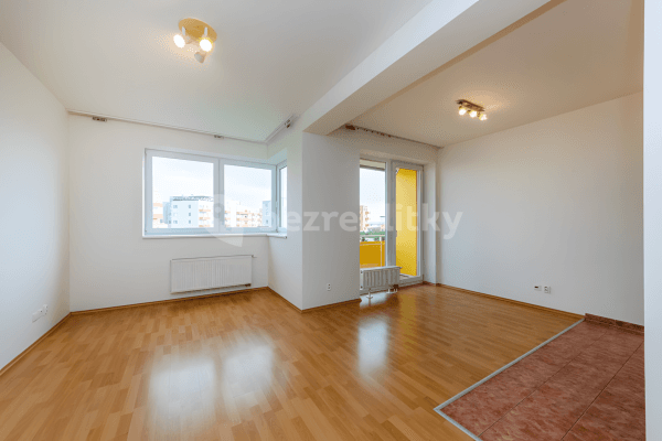 Prodej bytu 1+kk 36 m², Sicherova, Hlavní město Praha