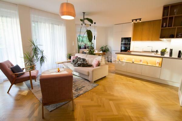 Pronájem bytu 2+kk 62 m², Pod Parukářkou, Praha