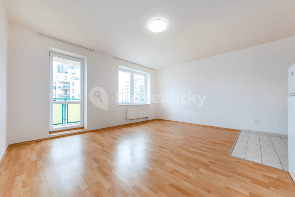 Prodej bytu 1+kk 34 m², Padovská, Hlavní město Praha