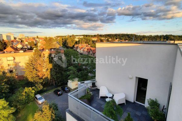 Prodej bytu 1+kk 56 m², Hornoměcholupská, Hlavní město Praha