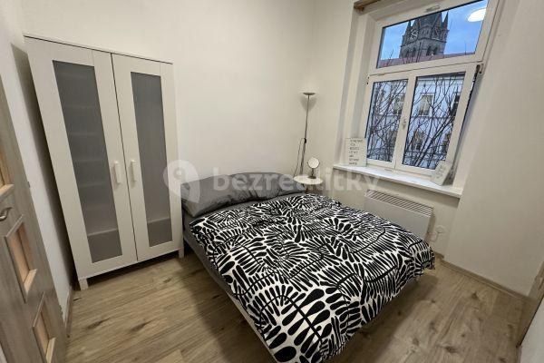 Pronájem bytu 1+kk 35 m², V. Nejedlého, Praha